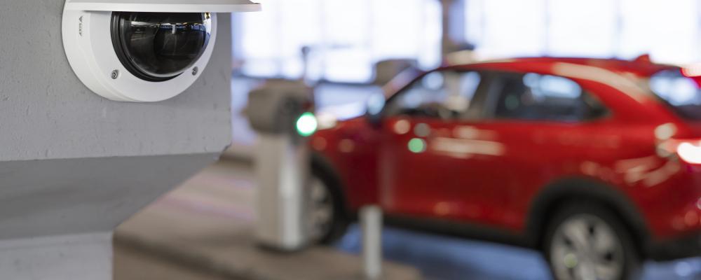 Kamera i parkeringshus. Pressbild: Securitas