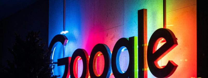 Google stämmer ett misstänkt kinesiskt cybernätverk som anklagas för AI-drivna bedrägerier. Bilden är en genrebild. Foto: Sascha Bosshard/Unsplash