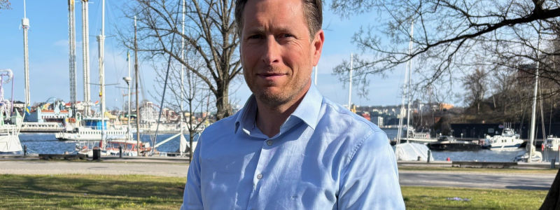 – Många företag, särskilt små och medelstora, har begränsade resurser och förmåga att möta ökade säkerhetskrav och hot. De saknar även en tydlig överblick över sin faktiska säkerhetsnivå, som enkelt kan förstås av hela organisationen., säger Magnus Blomberg, CTO på Nordlo.